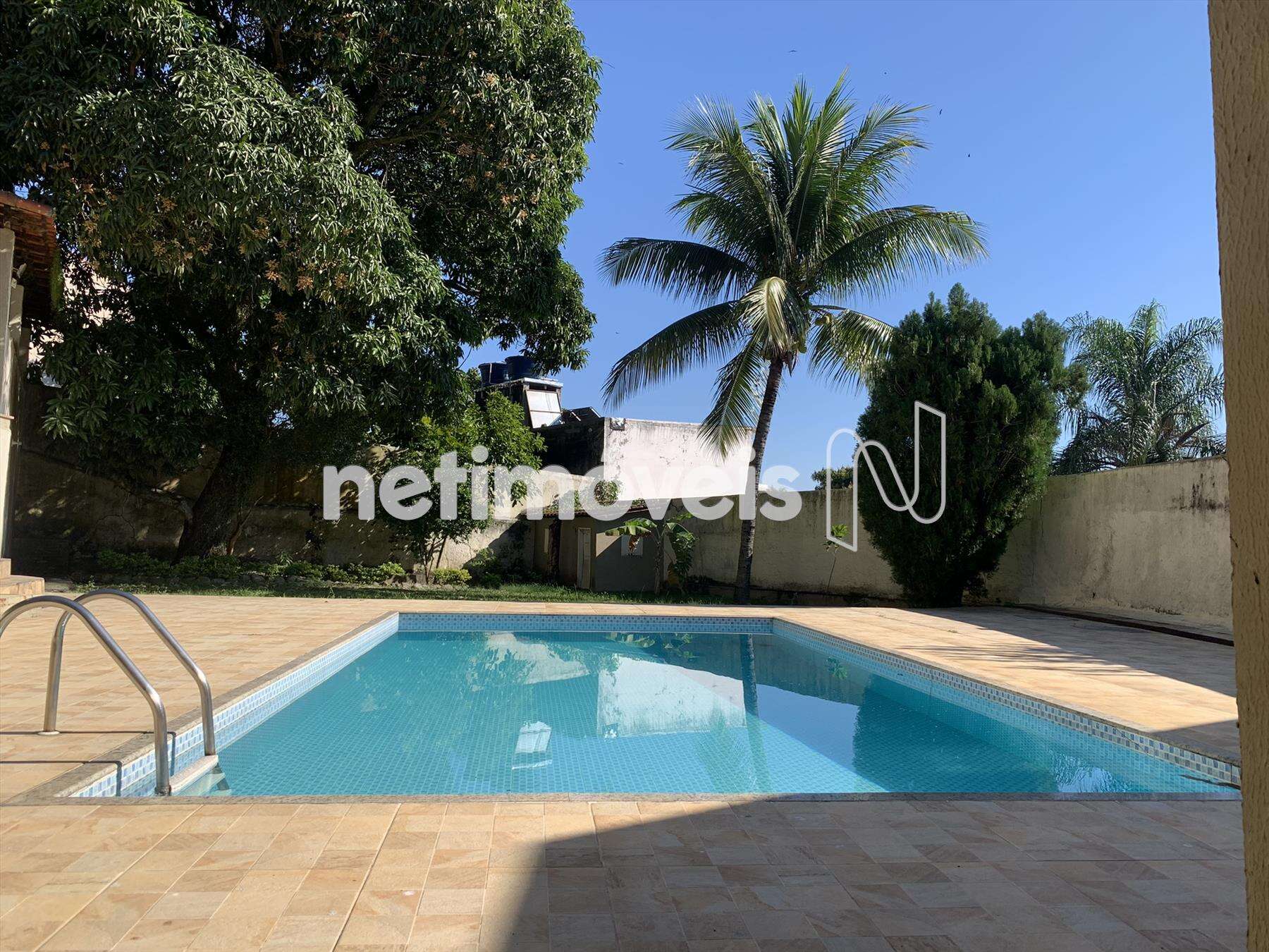 Área de Lazer - Piscina e Quintal