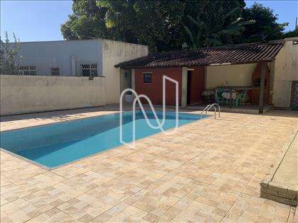  Área de Lazer - Piscina e Churrasqueira 