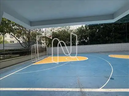 QUADRA DE FUTEBOL