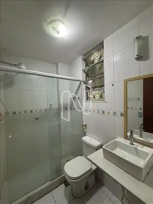 Banheiro social modernizado 