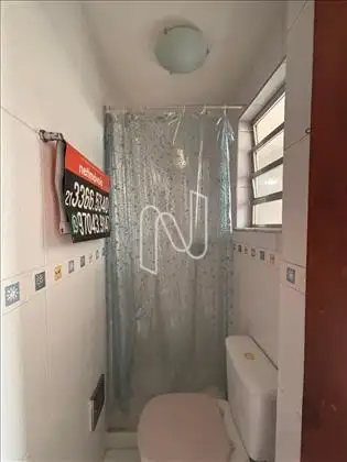 banheiro de serviço 