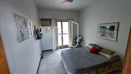 Quarto 2o andar c/ varanda 