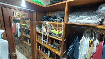 Amplo Closet