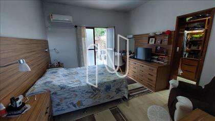 Quarto 2o andar c/ varanda