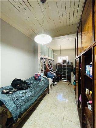 Quarto 1. 