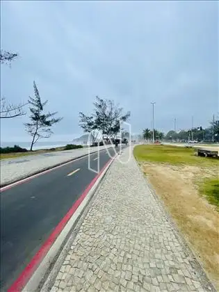 Pista para caminhada. 