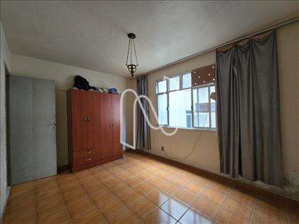Quarto frente