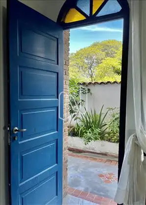 Acesso à varanda. 