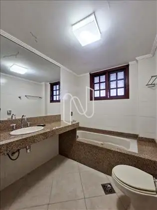  Banheiro suíte.