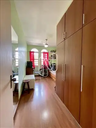 Quarto 1.