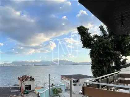 Varanda 2, vista mar. 