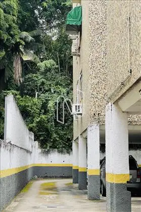 Acesso a garagem.