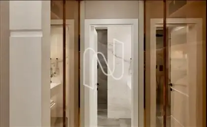  Closet.