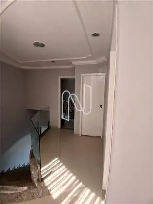   corredor de acesso