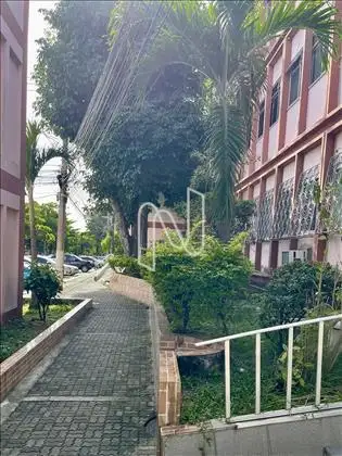 Paisagismo e alamedas.