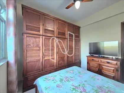 Quarto da frente