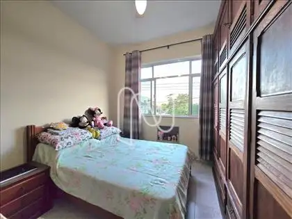 Quarto da frente