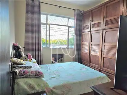 Quarto da frente