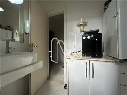 Copa/cozinha com pia