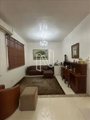 Sala 2 em dois ambientes com sacada