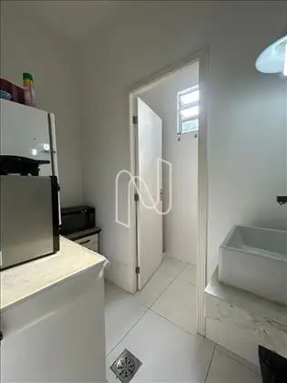 Copa/cozinha com pia