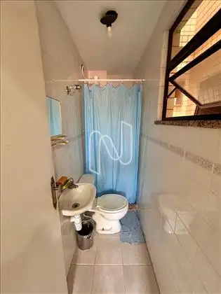 Banheiro da dependência 