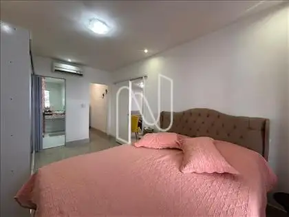 Suíte 1 com closet 