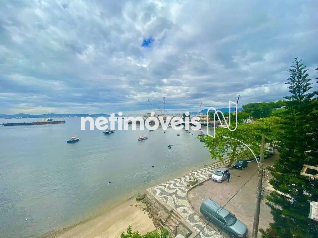 Vista da janela da sala e de dois quartos