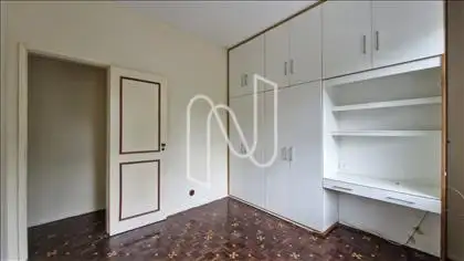 Quarto da frente 1