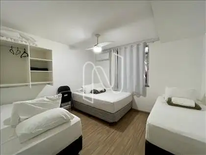 Quarto 4.