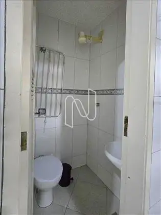 Banheiro de serviço