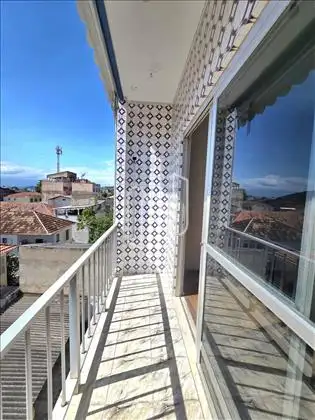 Varanda lateral direita