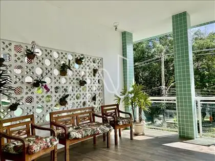 Lounge. 