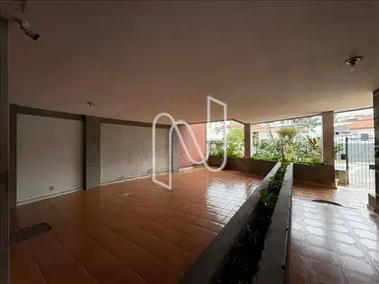 Área comum do prédio/Play