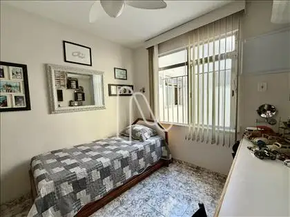 Quarto 1.