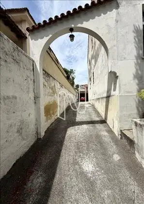 Acesso da garagem. 