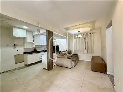 Cozinha e sala em conceito aberto/1°andar.