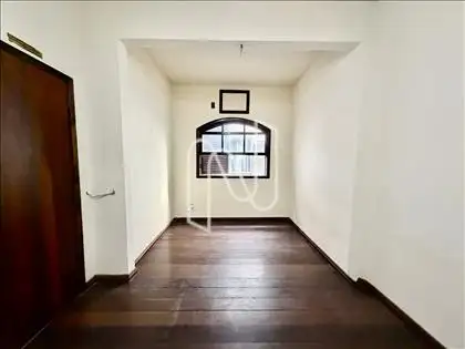 Quarto 1/1°andar.