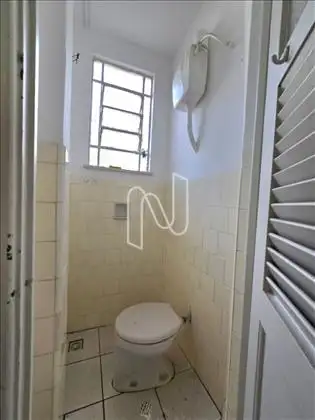 Banheiro de serviço