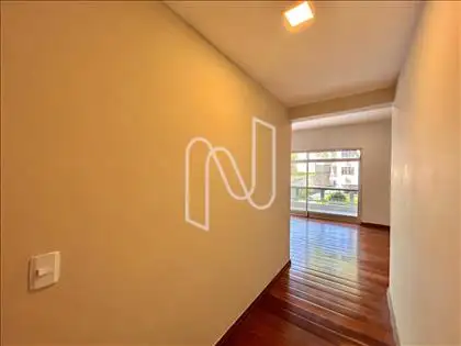 Hall de acesso à sala