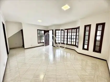 Sala/térreo.