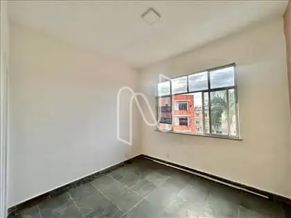 Quarto 2 (suíte)