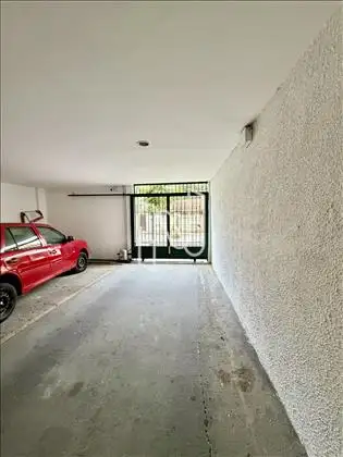  Acesso à garagem.
