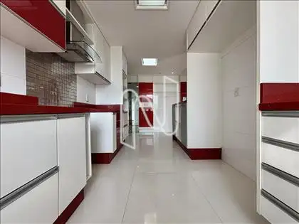 Cozinha moderna totalmente planejada