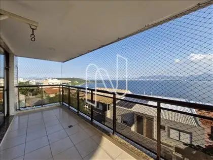 Varandão com vista para o mar