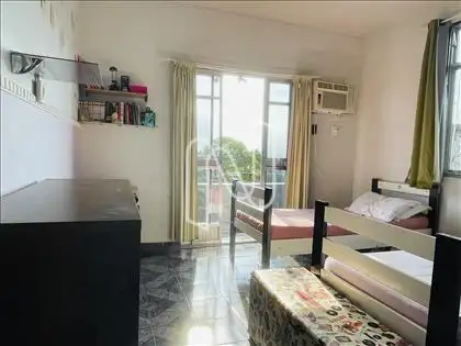 Quarto 1. 