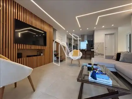 Salão todo em porcelanato