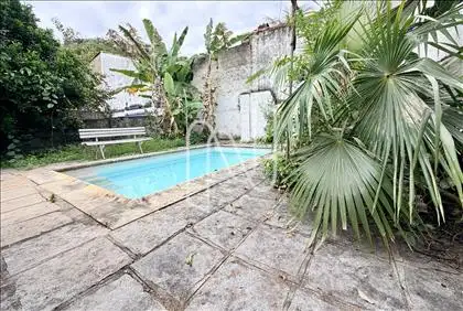 Piscina. 