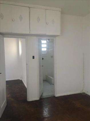 Quarto e banheiro