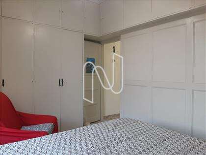 Quarto 1 com armário embutido
